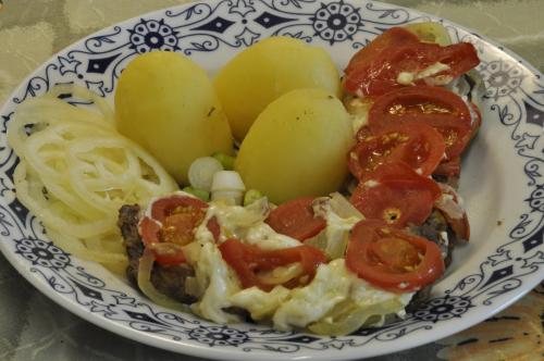 Hovězí roštěná se sýrem – Snadné recept z Česko kuchyně, hotový za 45 - 60 minut